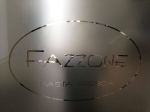 166051_645616575455674_1156761708_n - Copia